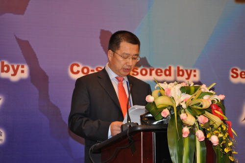 Mr. Zhuyi Cai (China) "Technology of design and construction for new-generation green Aframax tanker"-1